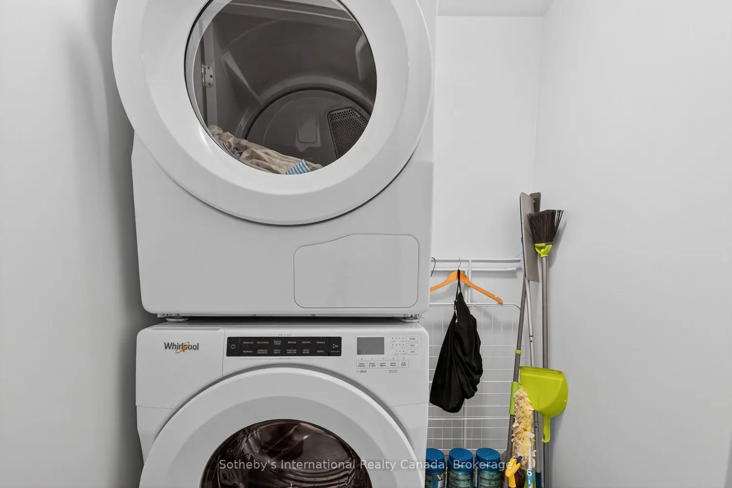 Additional image 19 of 31 Huron Street 224