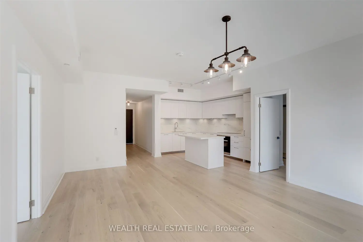 Additional image 7 of 33 Frederick Todd Way 816