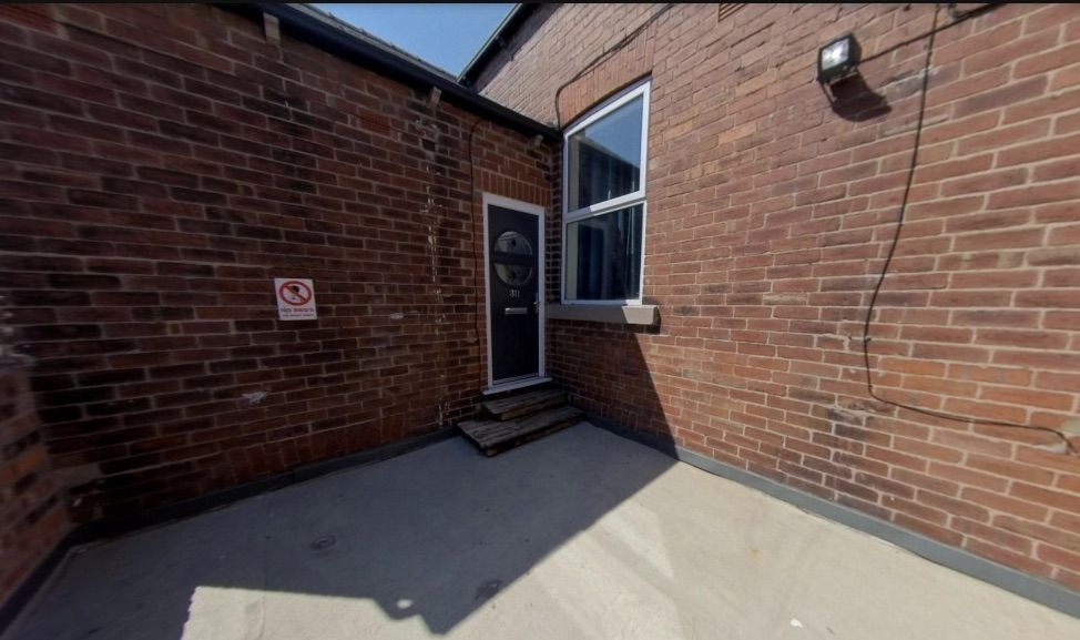 Additional image 14 of 6 bed terraced house to rentStudent Let - 311A Ecclesall Road, Sheffield S11