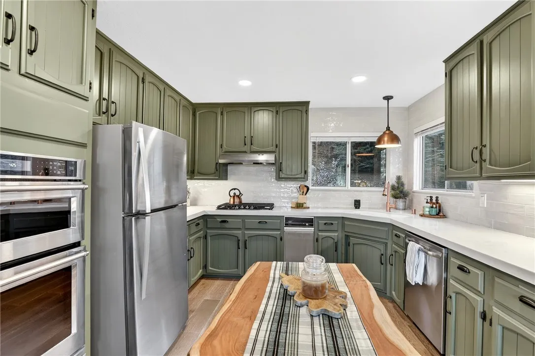 Additional image 122 of 26633 Thunderbird Dr, Lake Arrowhead, CA 92352