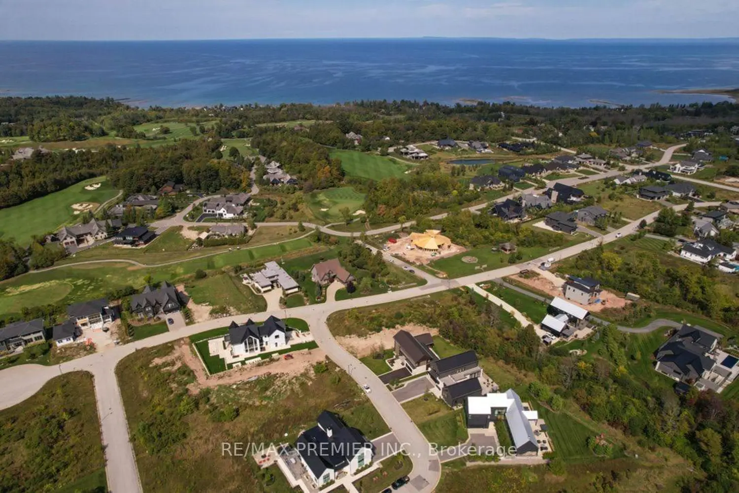 Additional image 17 of 102 Maryward Crescent