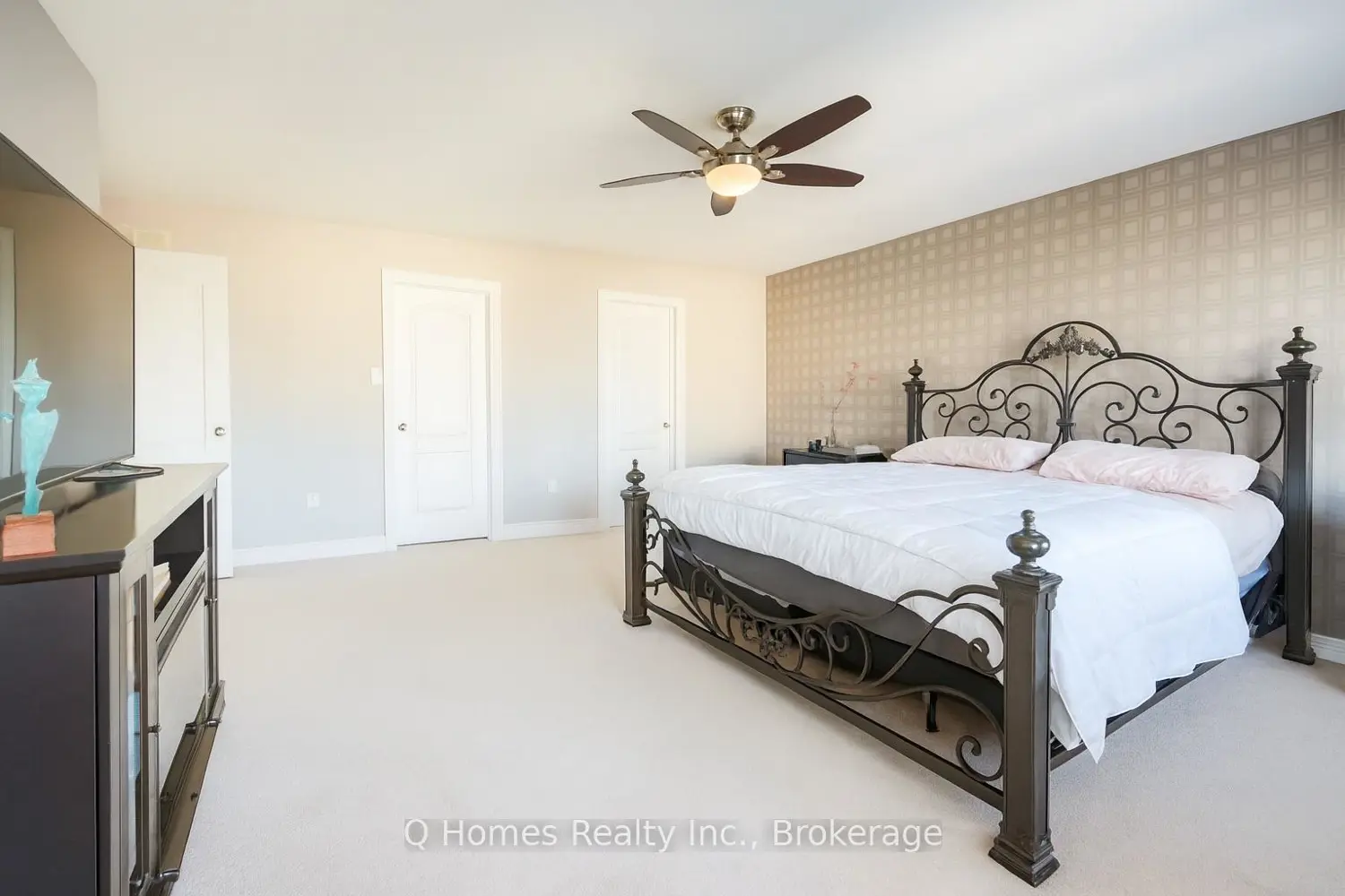 Additional image 19 of 33 Graihawk Drive