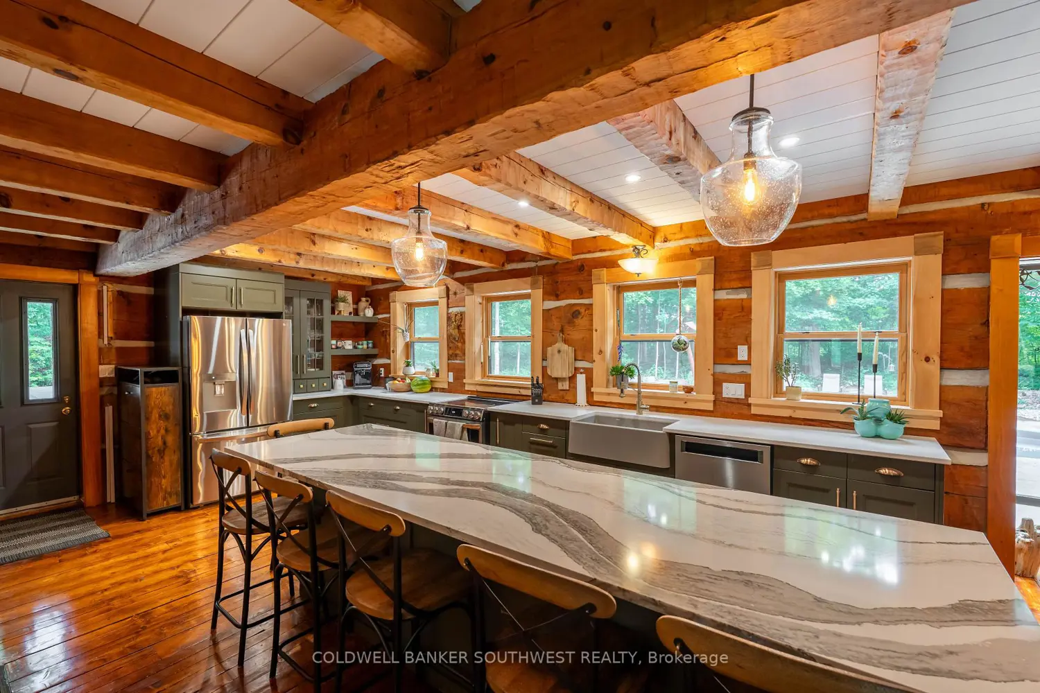 Additional image 5 of 5252 Egremont Road