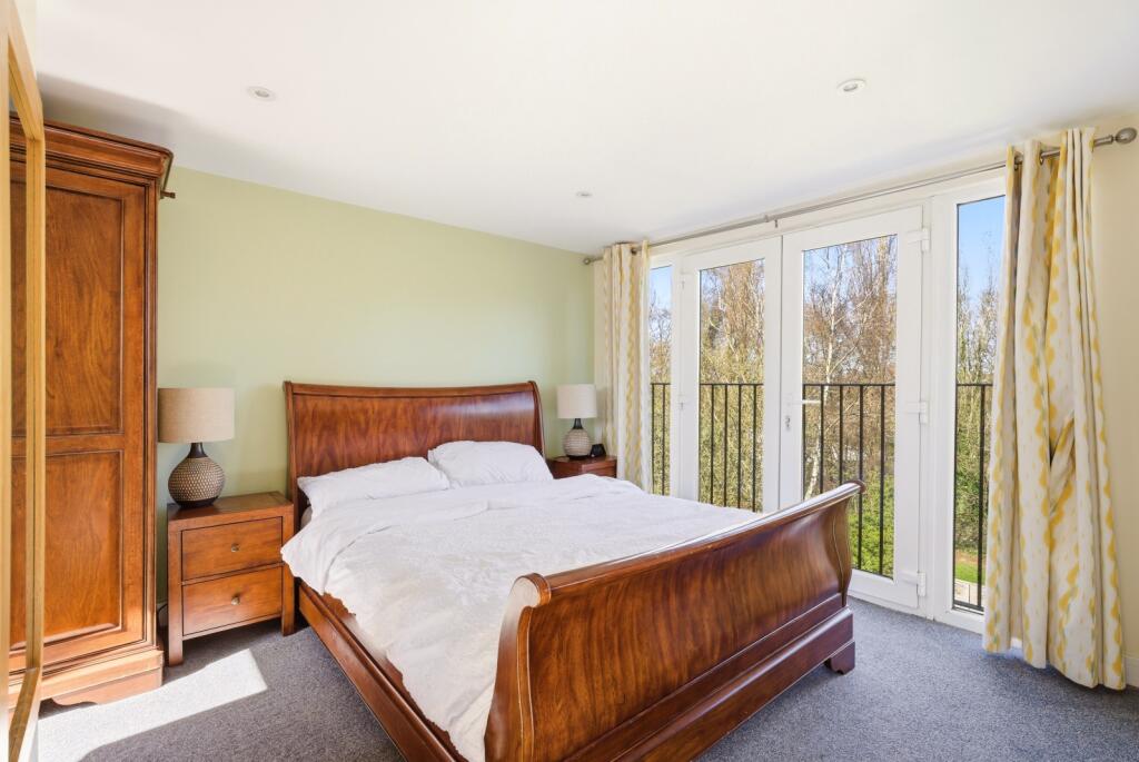 Additional image 12 of Pemberton Close, St. Albans, Hertfordshire, AL1