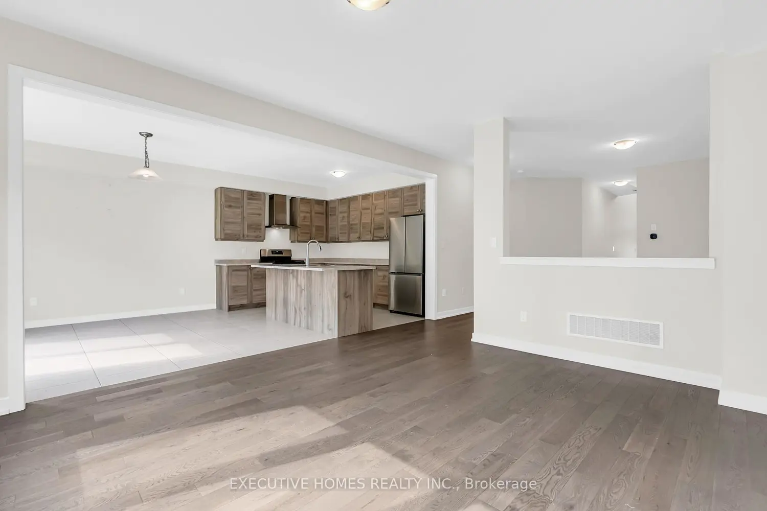 Additional image 16 of 170 Lilac Circle