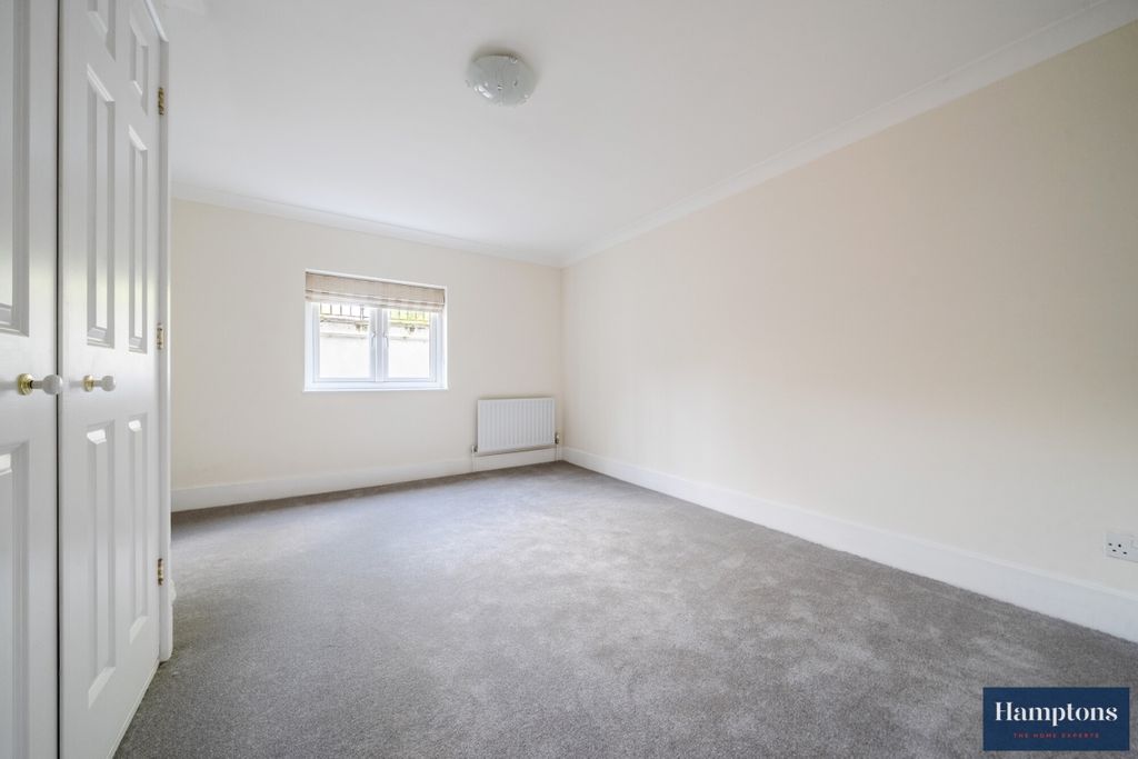 Additional image 9 of 4 bed flat to rentBedford Lane, Ascot SL5