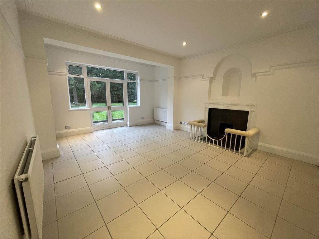 Additional image 4 of 7 bed detached house to rentWeston House, Weston Road, Wilmslow SK9