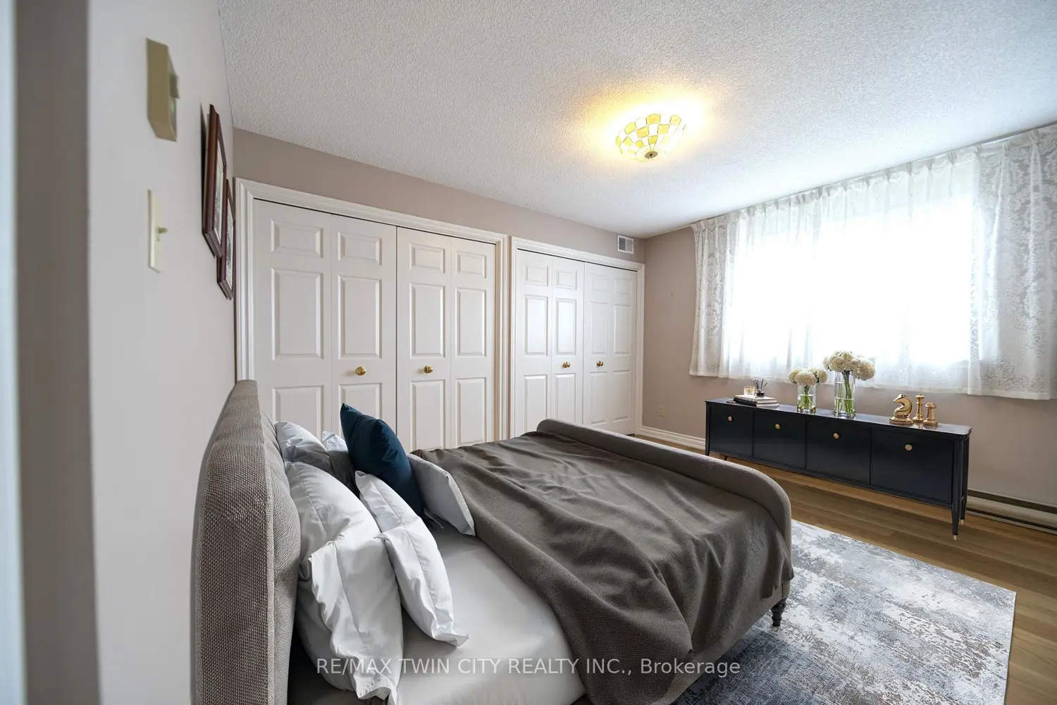 Additional image 16 of 2 Lancaster Street 504