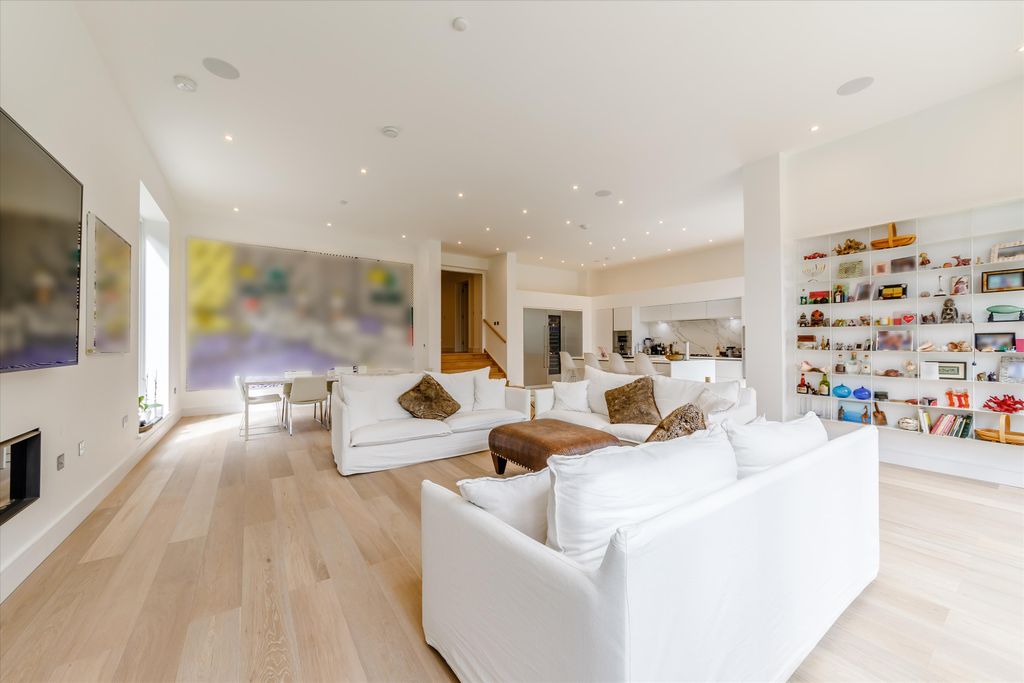 Additional image 10 of 5 bed detached house to rentLondon Road, Ascot, Berkshire SL5