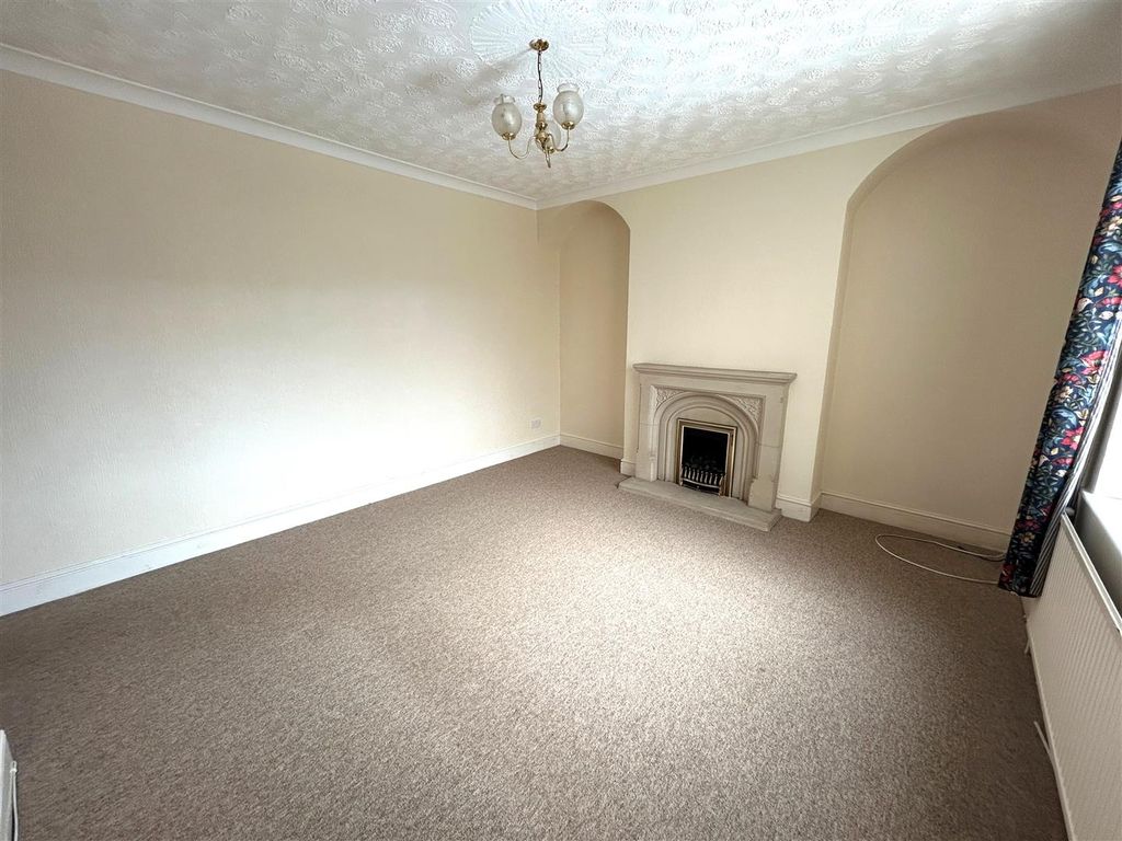 Additional image 6 of 4 bed end terrace house to rentGolf Road, New Inn, Pontypool NP4