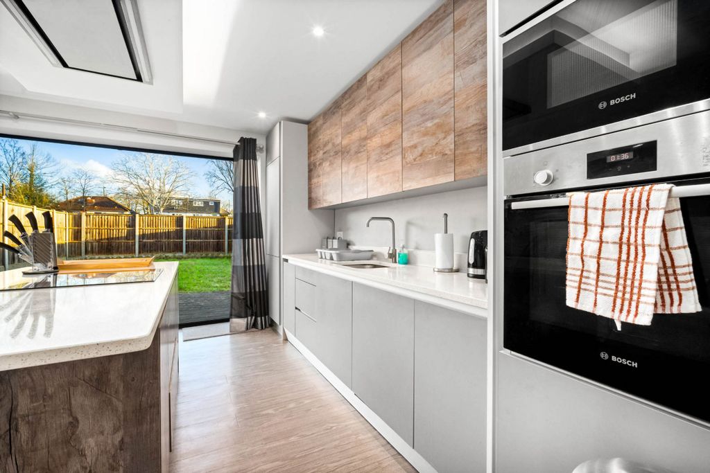 Additional image 22 of 5 bed semi-detached house to rentBrooklands Road, Hall Green, Birmingham B28