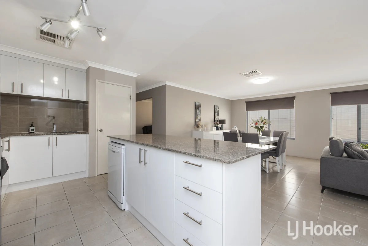 Additional image 13 of 166 Badgerup Avenue, Lakelands WA 6180