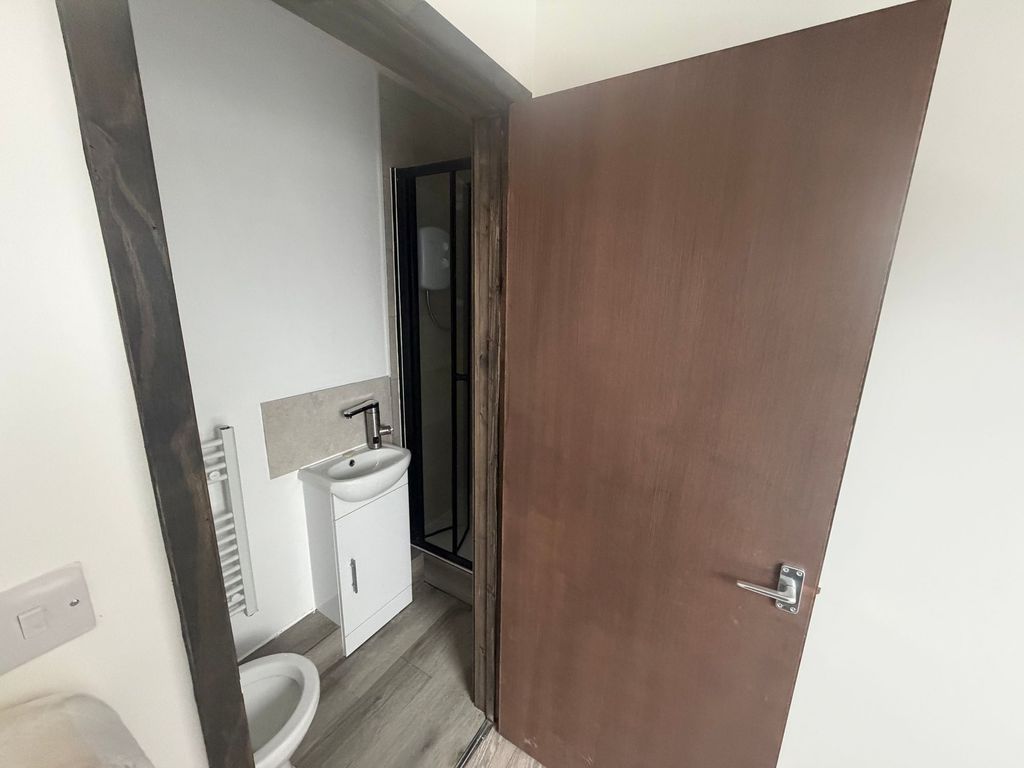 Additional image 6 of 4 bed flat to rentAbbeydale Road, Sheffield S7