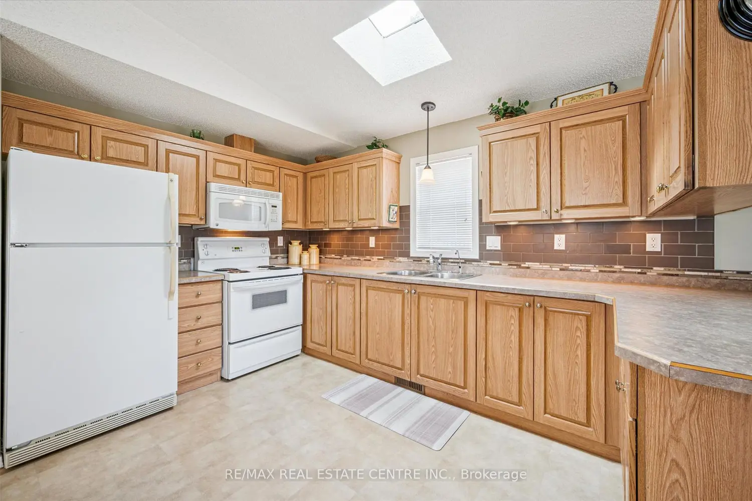 Additional image 5 of 72 Ash Pvt Avenue