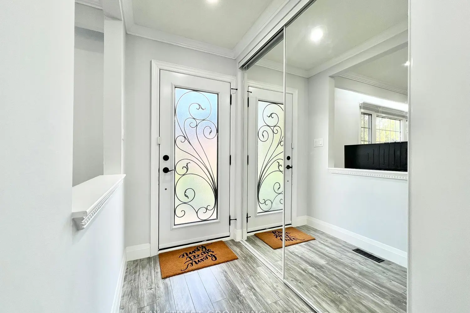 93 Parkway Avenue photo 4
