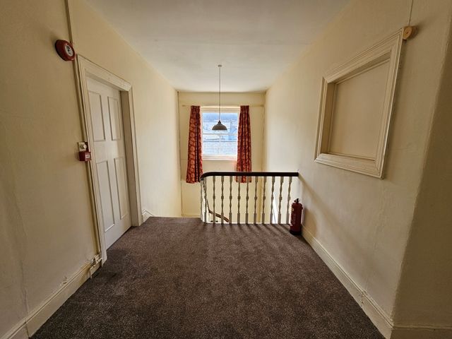 Additional image 10 of 3 bed flat to rentBay View Road, Colwyn Bay LL29