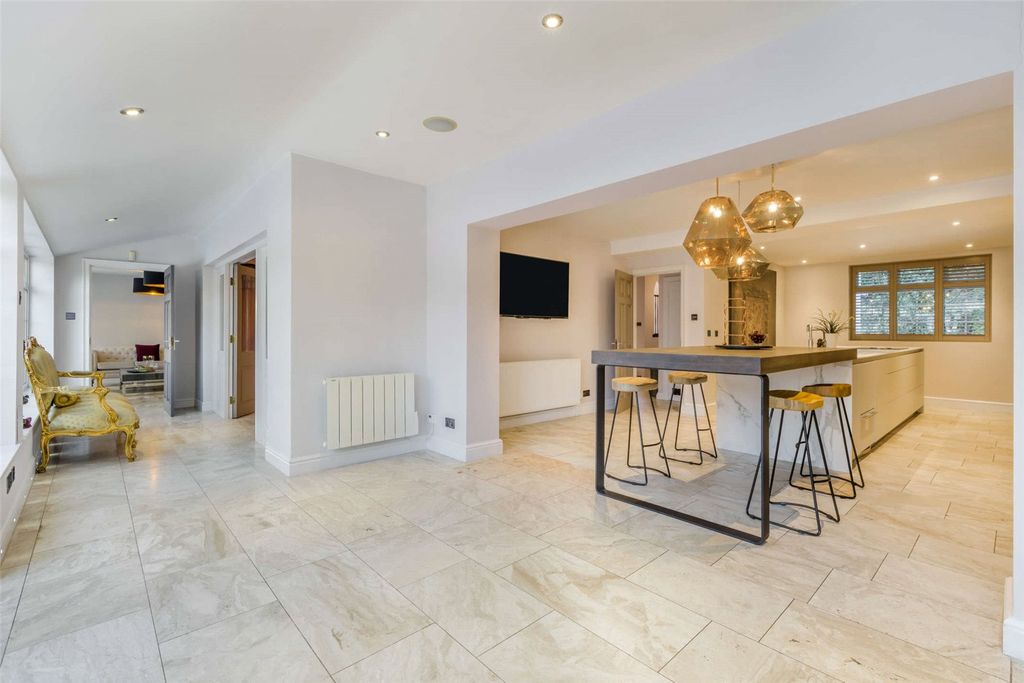 Additional image 10 of 7 bed detached house to rentWarrington Road, Mere, Knutsford, Cheshire WA16
