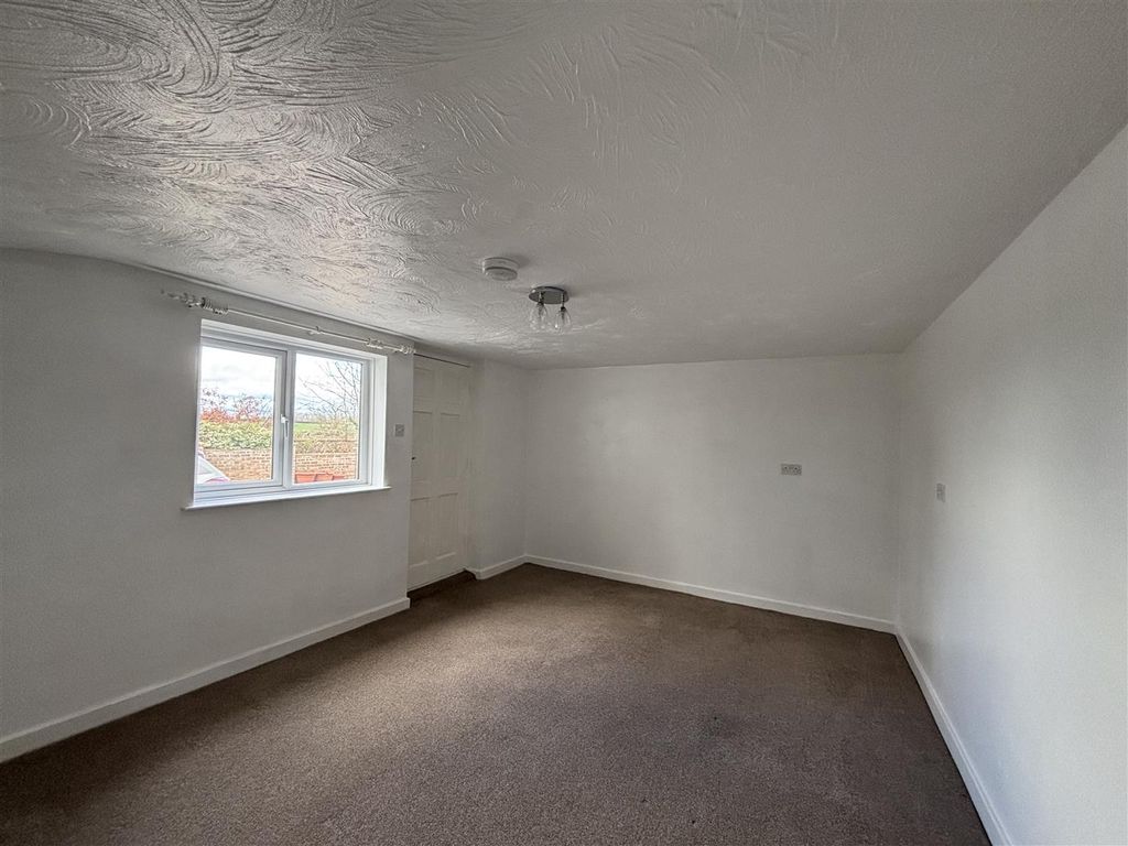 Additional image 9 of 2 bed detached bungalow to rentMusley Lane, Overton, Wrexham LL13
