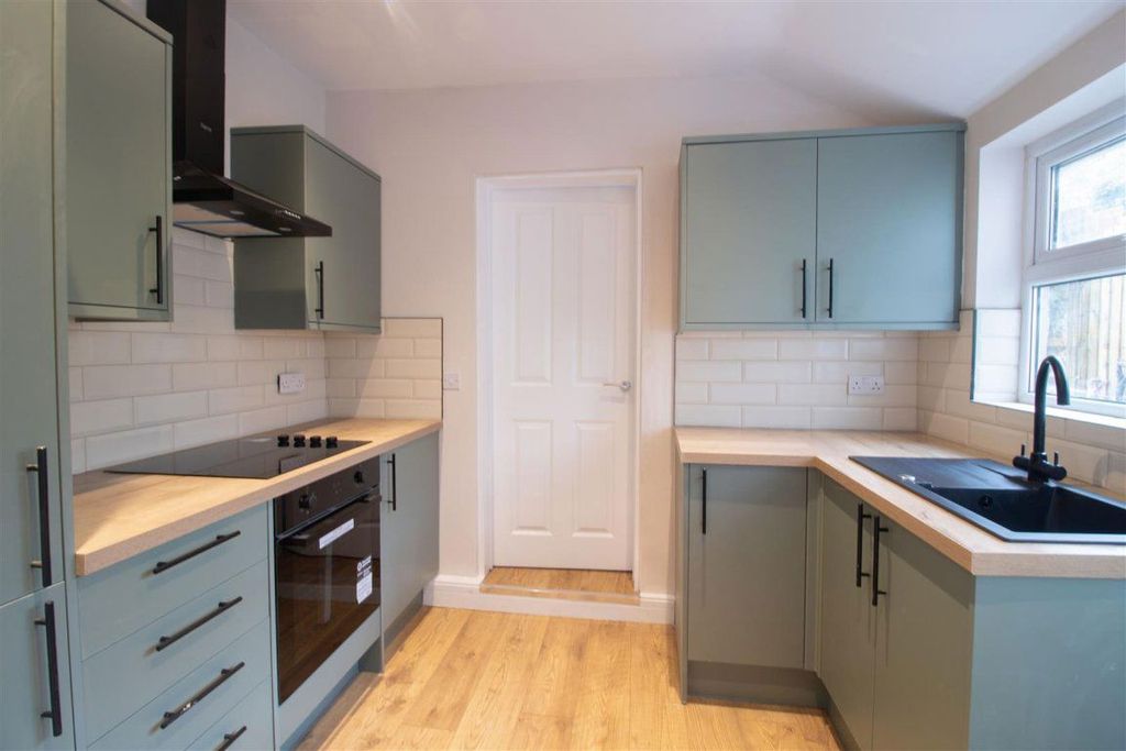 Additional image 2 of 3 bed property to rent22 David Street, Blackwood NP12