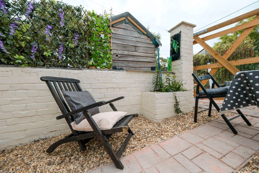 Additional image 17 of 5 bed semi-detached house to rentDouglas Road, Horfield, Bristol BS7