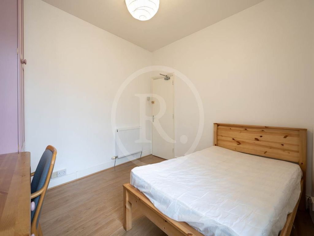 Additional image 5 of 6 bed semi-detached house to rentWestern Villa, Trefechan, Aberystwyth SY23