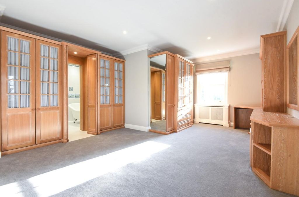 Additional image 11 of 8 bed detached house to rentSouth Drive, Wentworth, Virginia Water, Surrey GU25