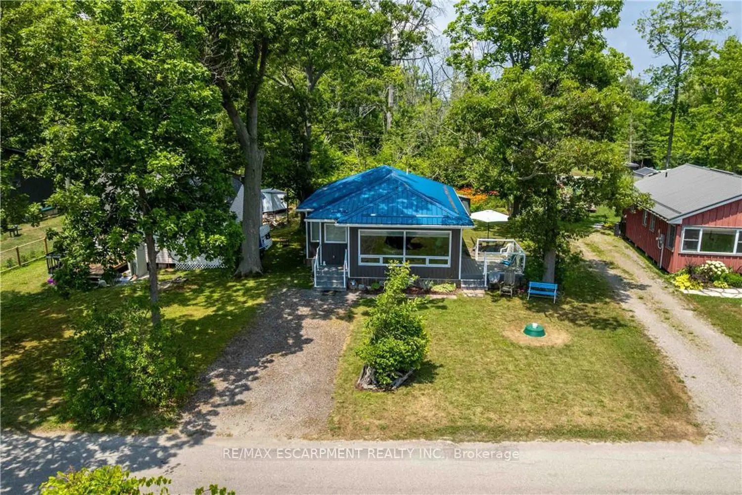 2399 Lakeshore Road