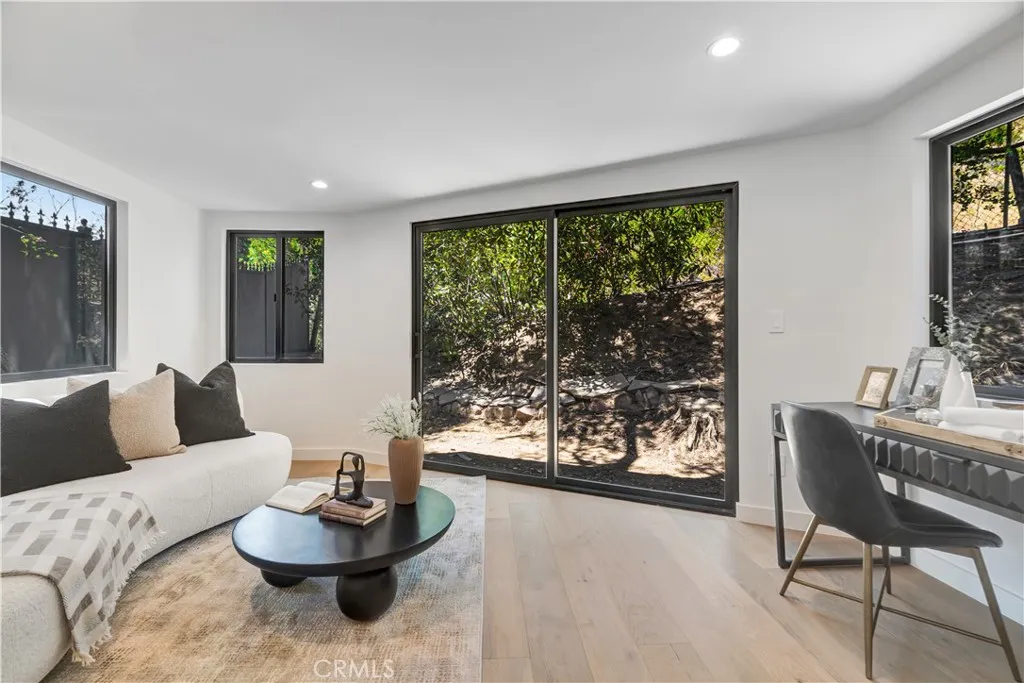 Additional image 19 of 4830 Hasekian Drive, Tarzana, CA 91356