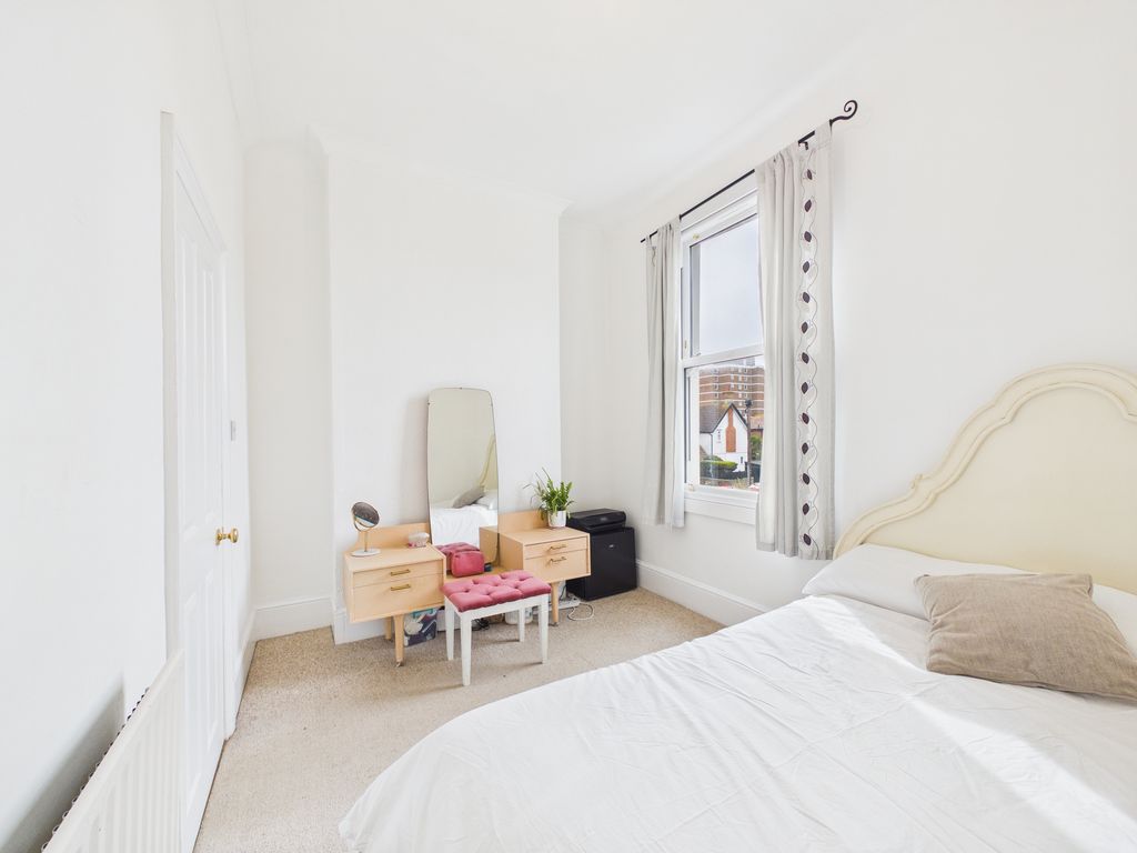 Additional image 10 of 2 bed flat to rentHeene Road, Worthing BN11