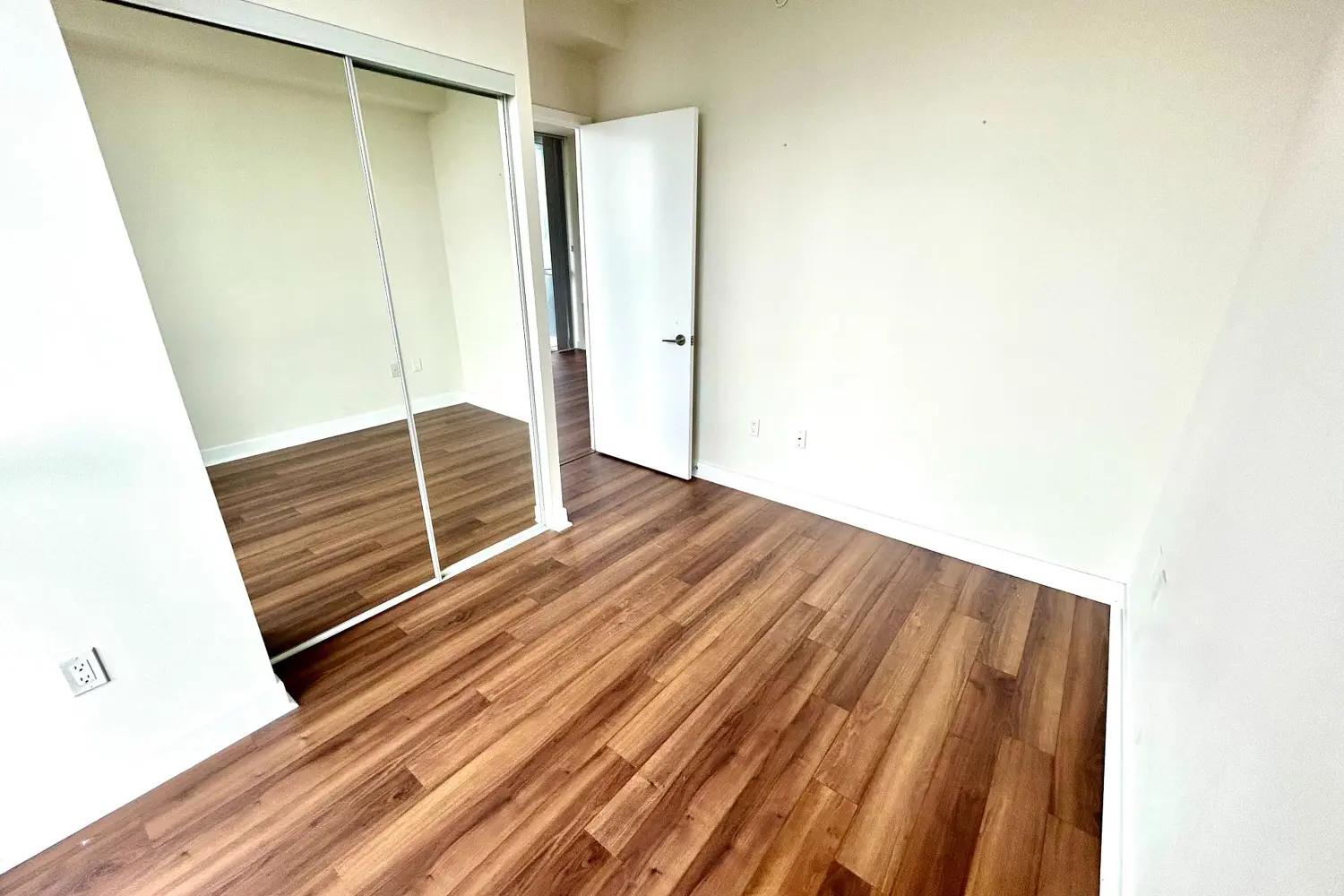 Additional image 12 of 3975 Grand Park Drive 2809