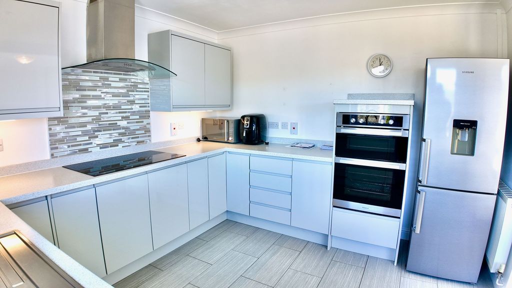 Additional image 11 of 3 bed semi-detached bungalow to rentMaesglas, Tredegar NP22