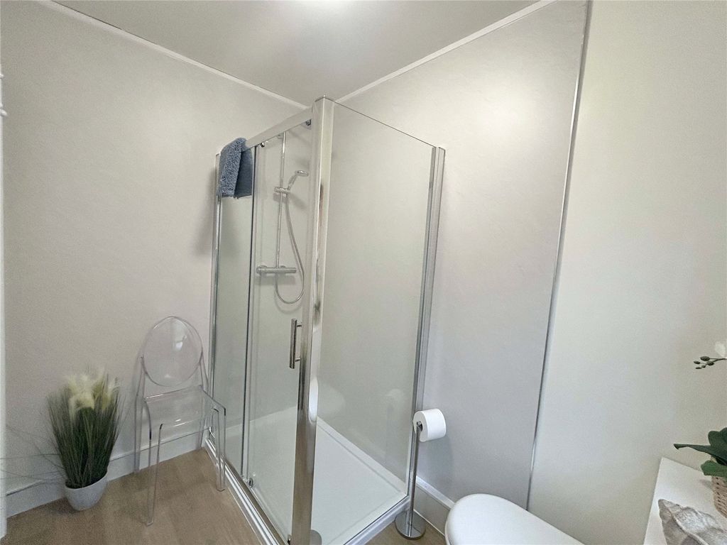 Additional image 7 of Studio to rentVictoria Road, Exmouth EX8