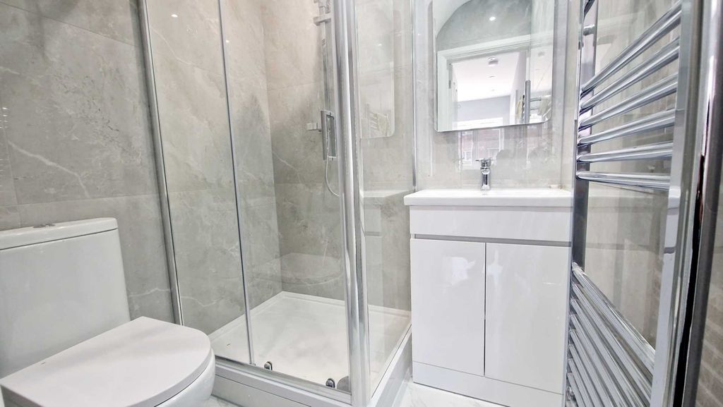 Additional image 17 of 9 bed semi-detached house to rentRockley Road, Luton LU1