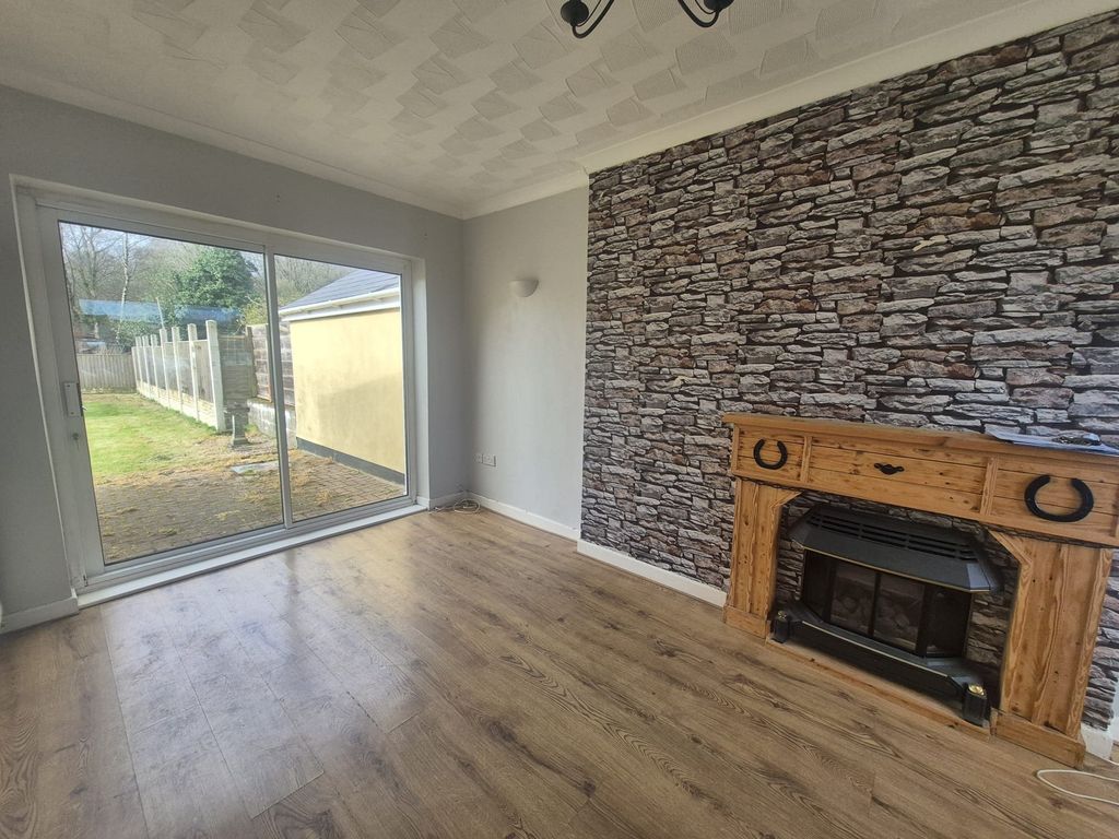 Additional image 4 of 3 bed semi-detached house to rentElidyr Road, Newbridge, Newport NP11