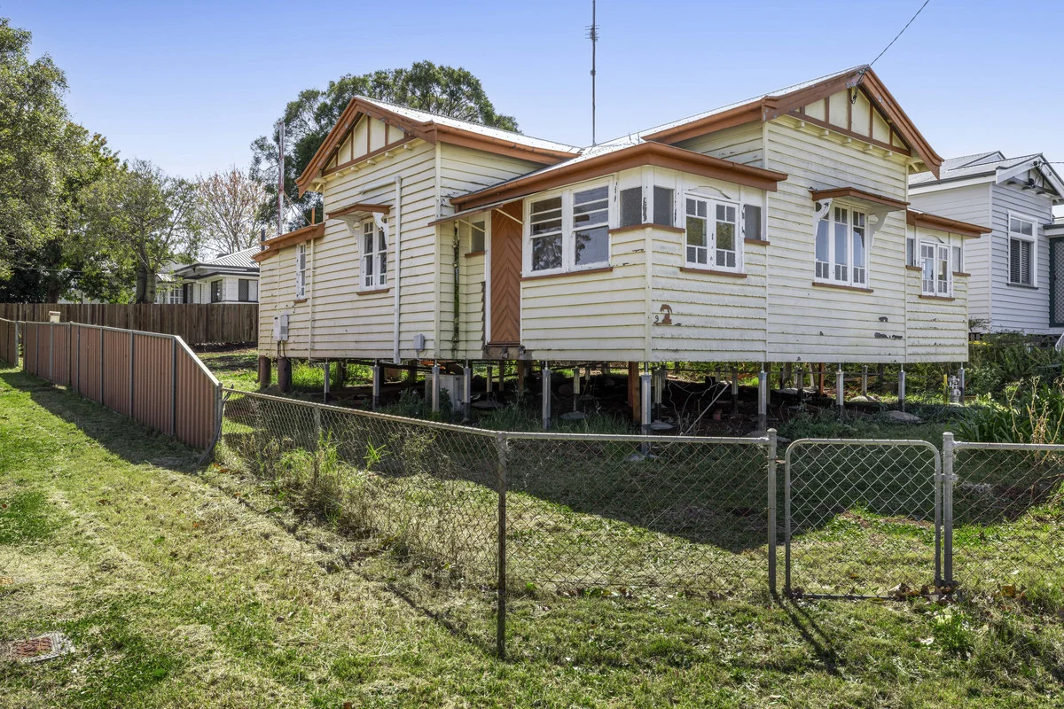 9 Somme Street, North Toowoomba QLD 4350