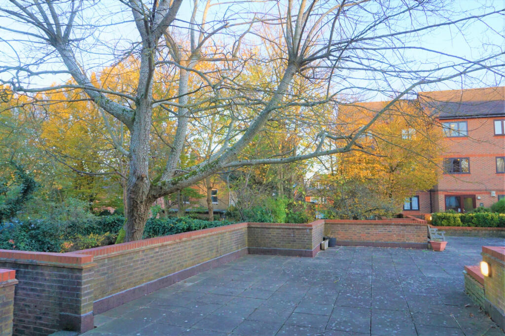 Additional image 12 of Granville Road, St. Albans, AL1