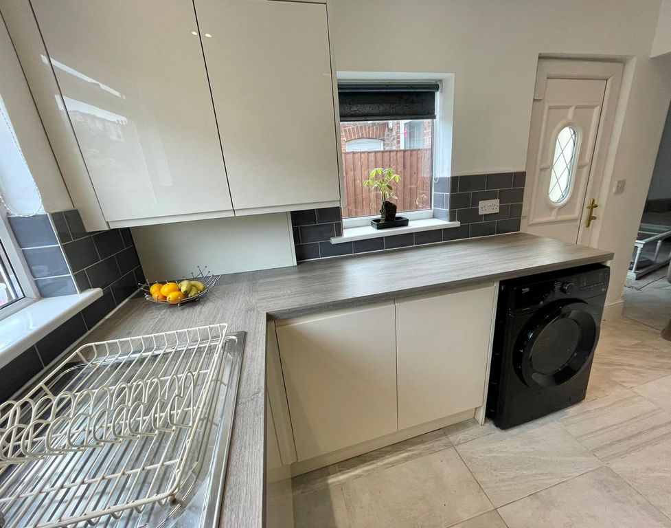 Additional image 5 of 5 bed shared accommodation to rentKearsley Road, Sheffield S2