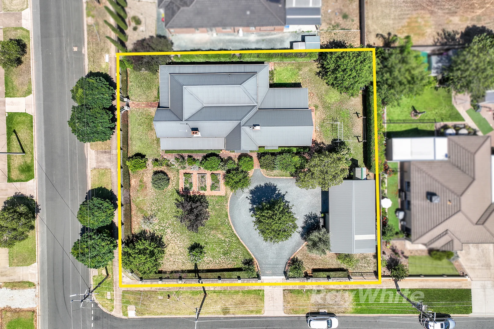 Additional image 33 of 32-34 McKenzie Street, Rochester VIC 3561