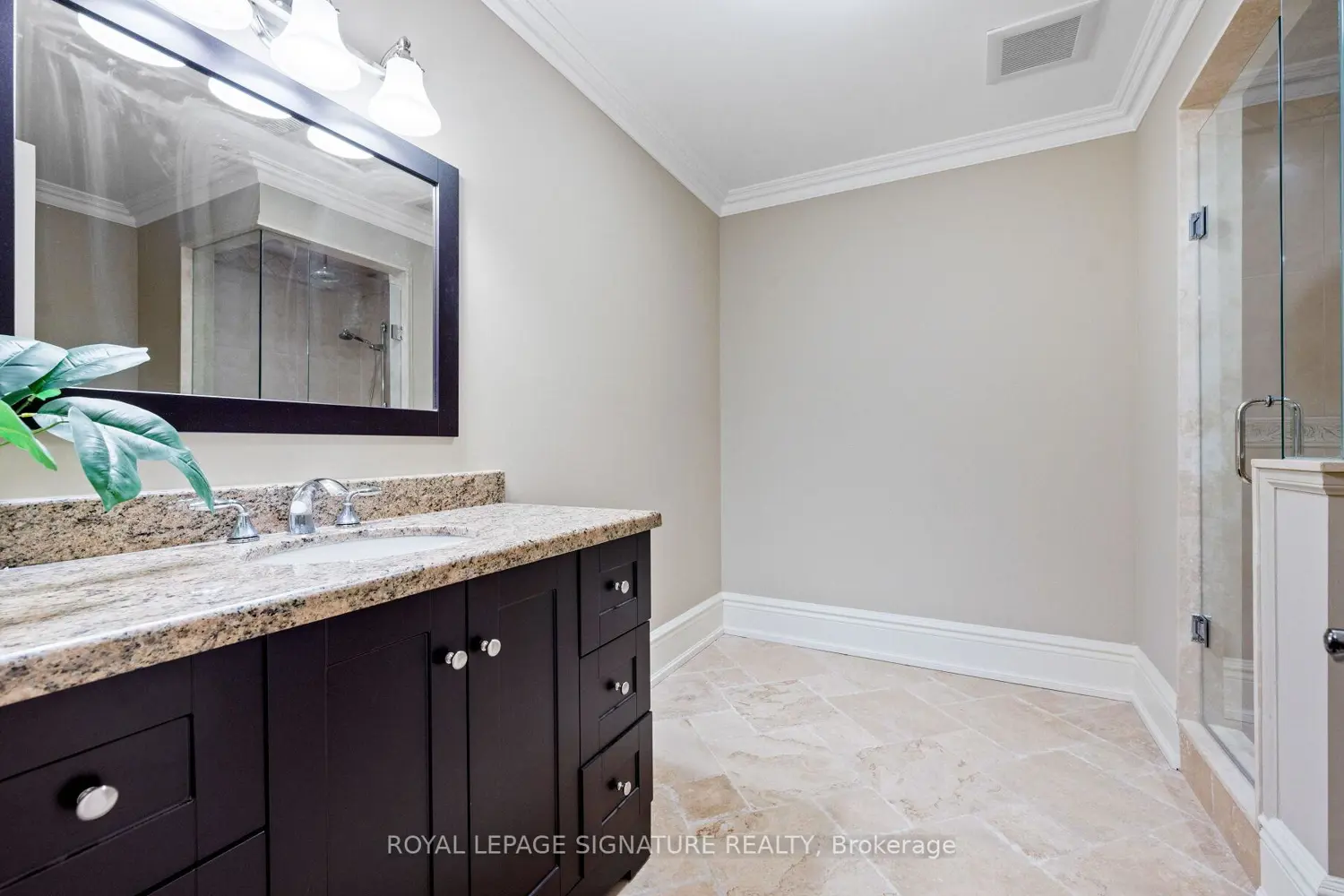 Additional image 17 of 6845 Second Line