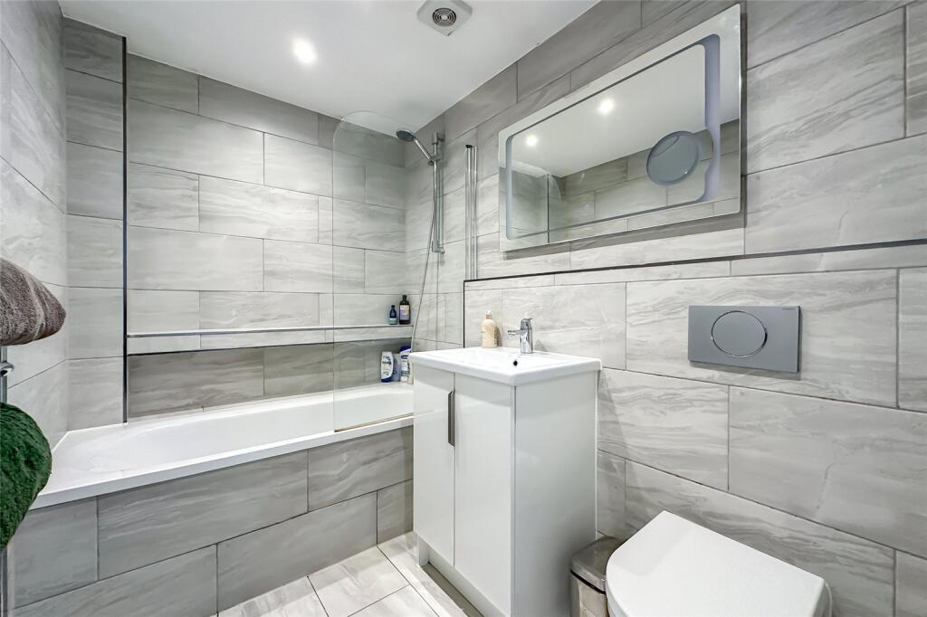 Additional image 12 of Leyland Avenue, St. Albans, Hertfordshire, AL1