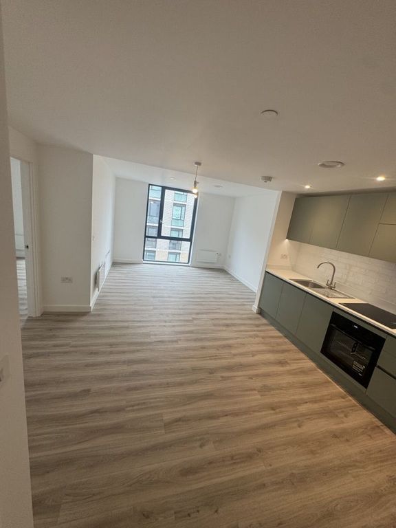 Additional image 2 of 2 bed flat to rentCalibra Court, Kimpton Road, Luton LU2