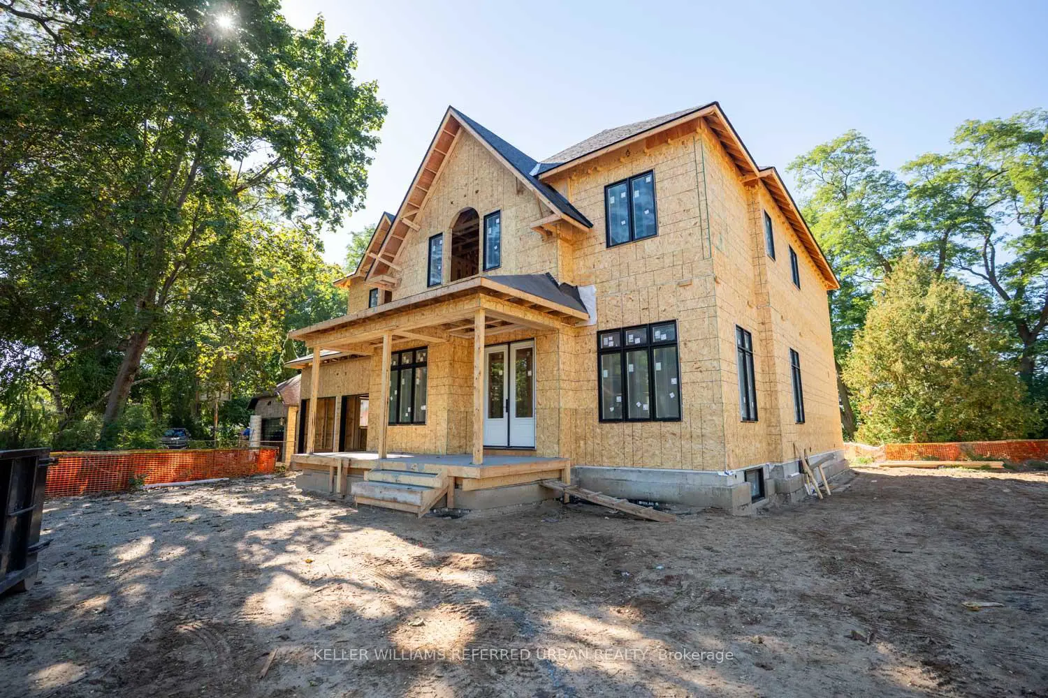 Additional image 10 of 1429 Dundas Crescent