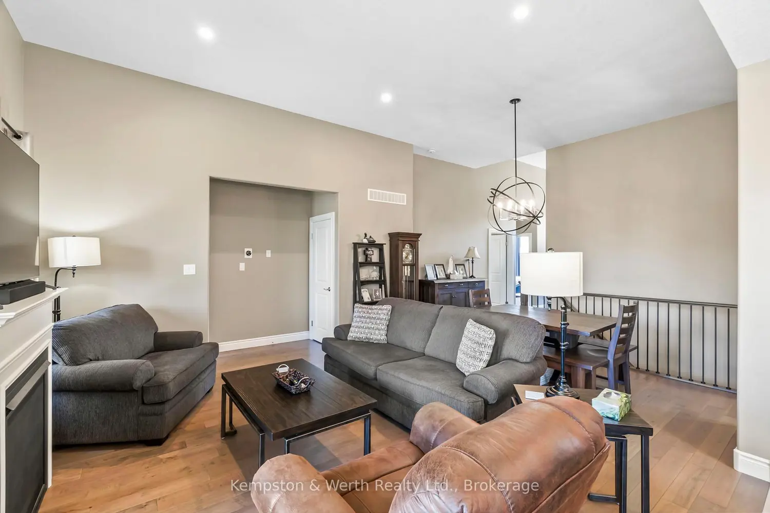 Additional image 6 of 86 Forbes Crescent