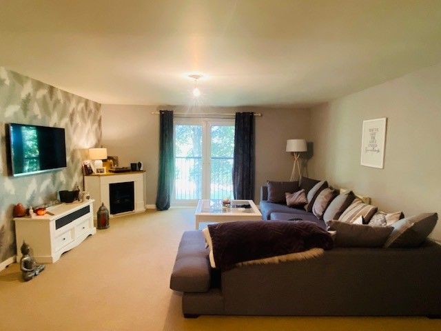Additional image 2 of 2 bed flat to rentSt. Thomas House, Lichfield WS14