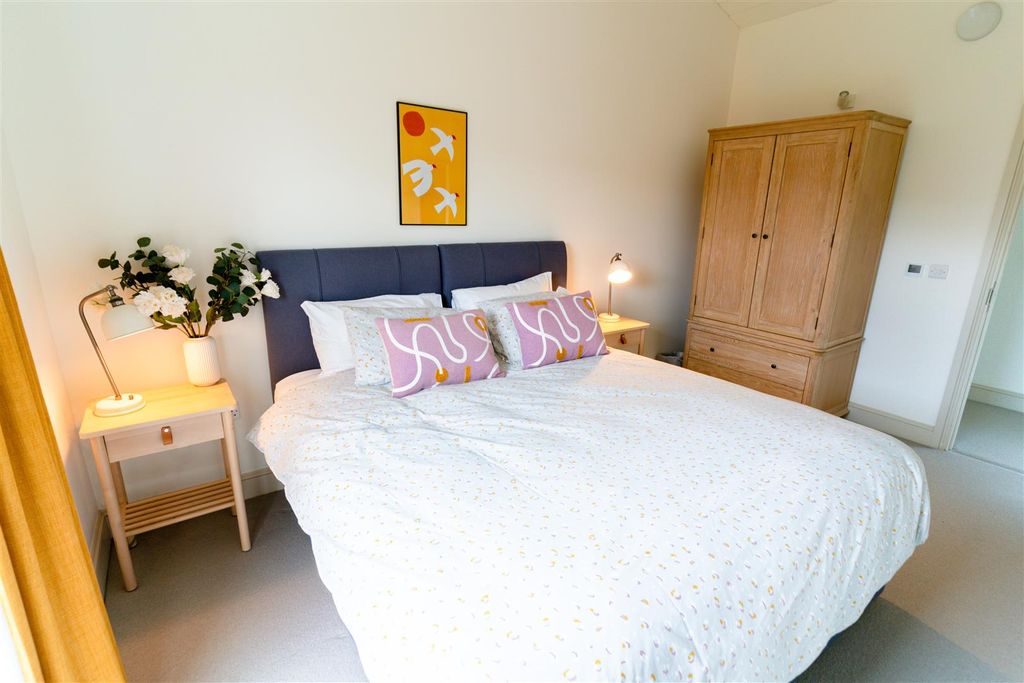 Additional image 16 of 4 bed detached bungalow to rentNewmarket Road, Stretham CB6