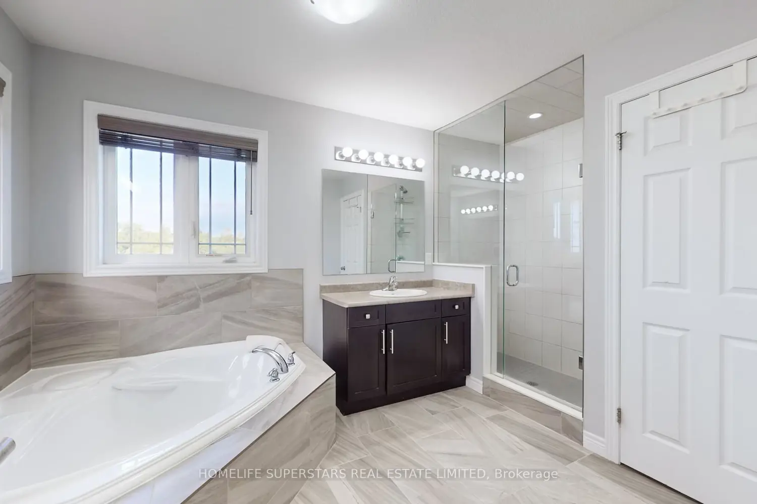 Additional image 10 of 341 Rivertrail Avenue