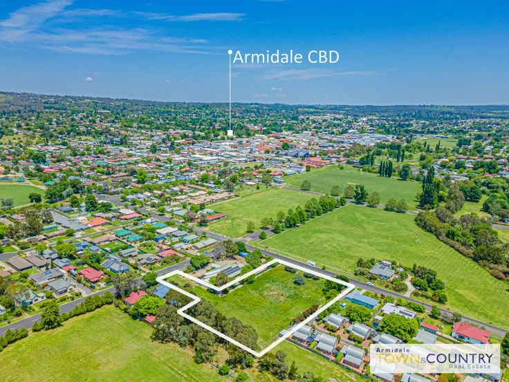 51 Kirkwood Street, Armidale NSW 2350