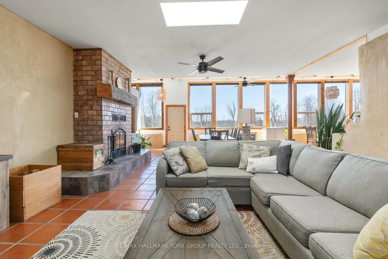 Additional image 5 of 1375 Queensborough Road