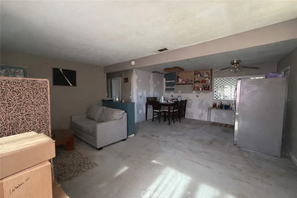 Additional image 11 of 17625 Bobrick Ave, Lake Elsinore, CA 92530