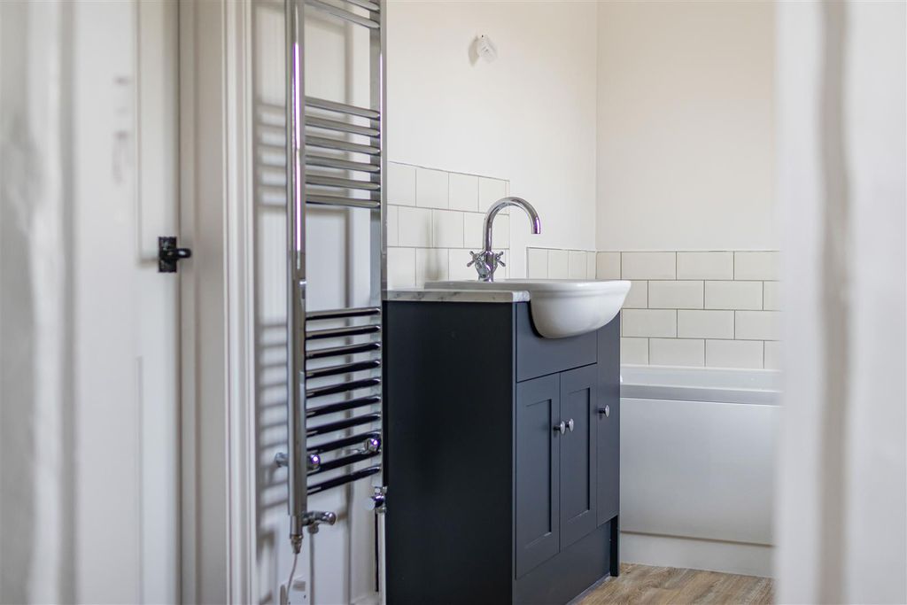 Additional image 22 of 4 bed property to rentChurch Hill, Lidgate, Newmarket CB8